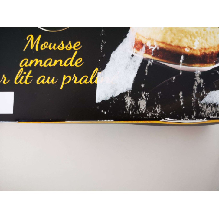 MOUSSE AMANDE SUR LIT DE PRALINE 160 GRS