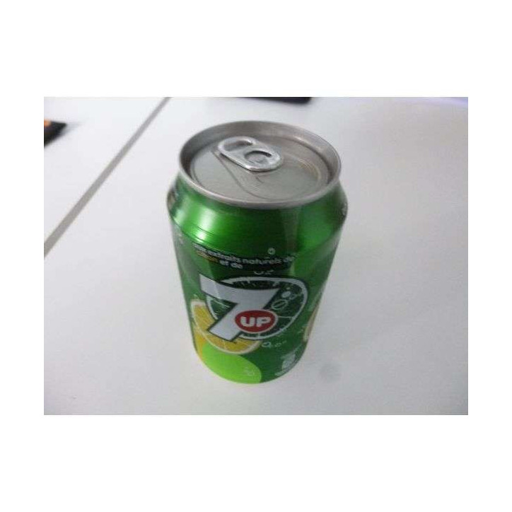 SEVEN UP 33 CL